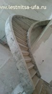 Висящая монолитная лестница из бетона